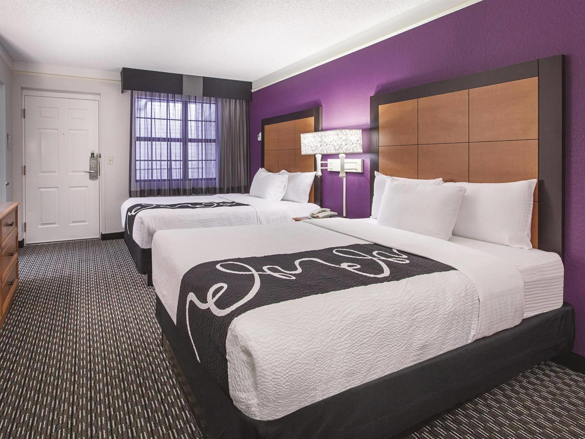 Hotel La Quinta By Wyndham Hartford Bradley Airport Windsor Locks Exterior foto